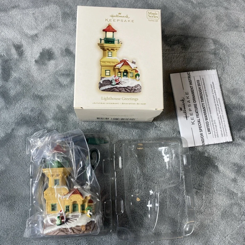 2007 MAGIC Hallmark Keepsake Christmas Ornament Lighthouse Greetings # 11
